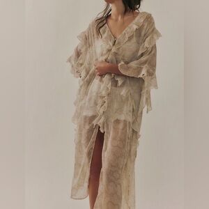 ✨ Free People Winter Valley Printed Duster – Ivory OS